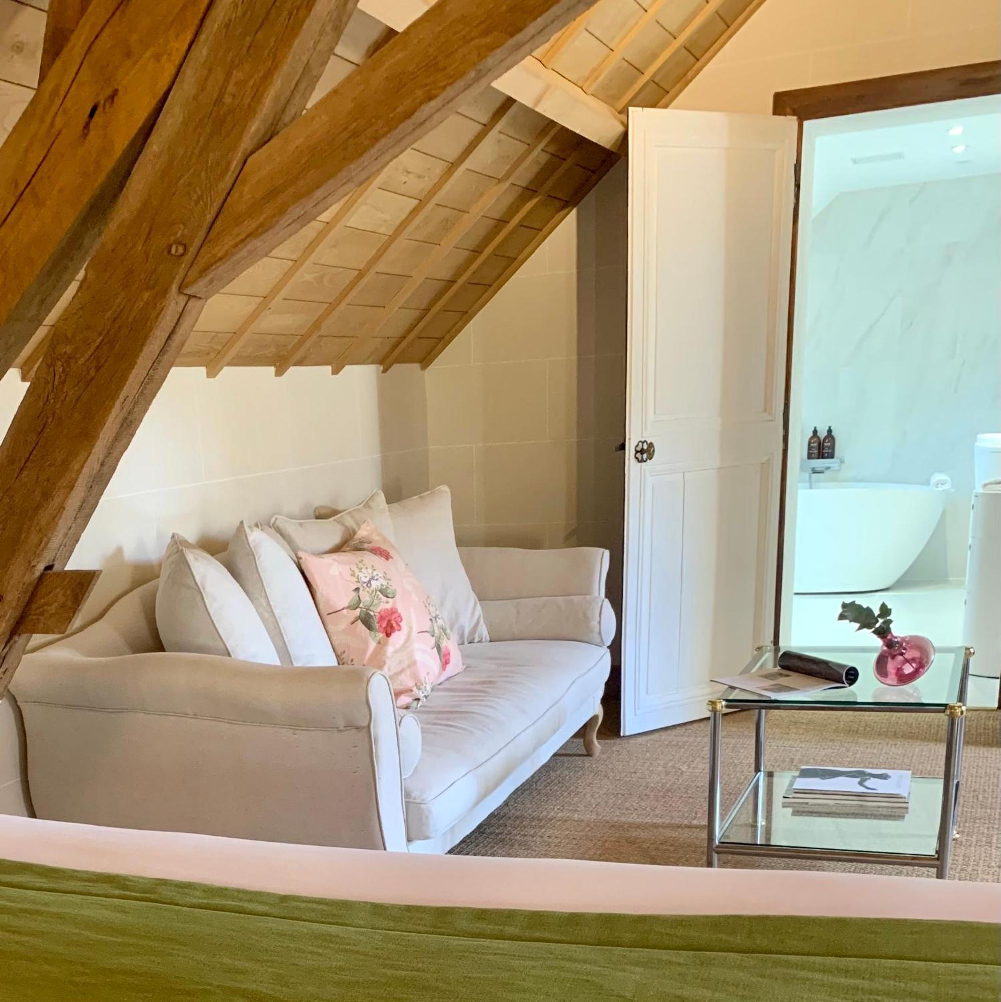 Hotel Du Domaine De La Groirie - Le Mans Trange ภายนอก รูปภาพ